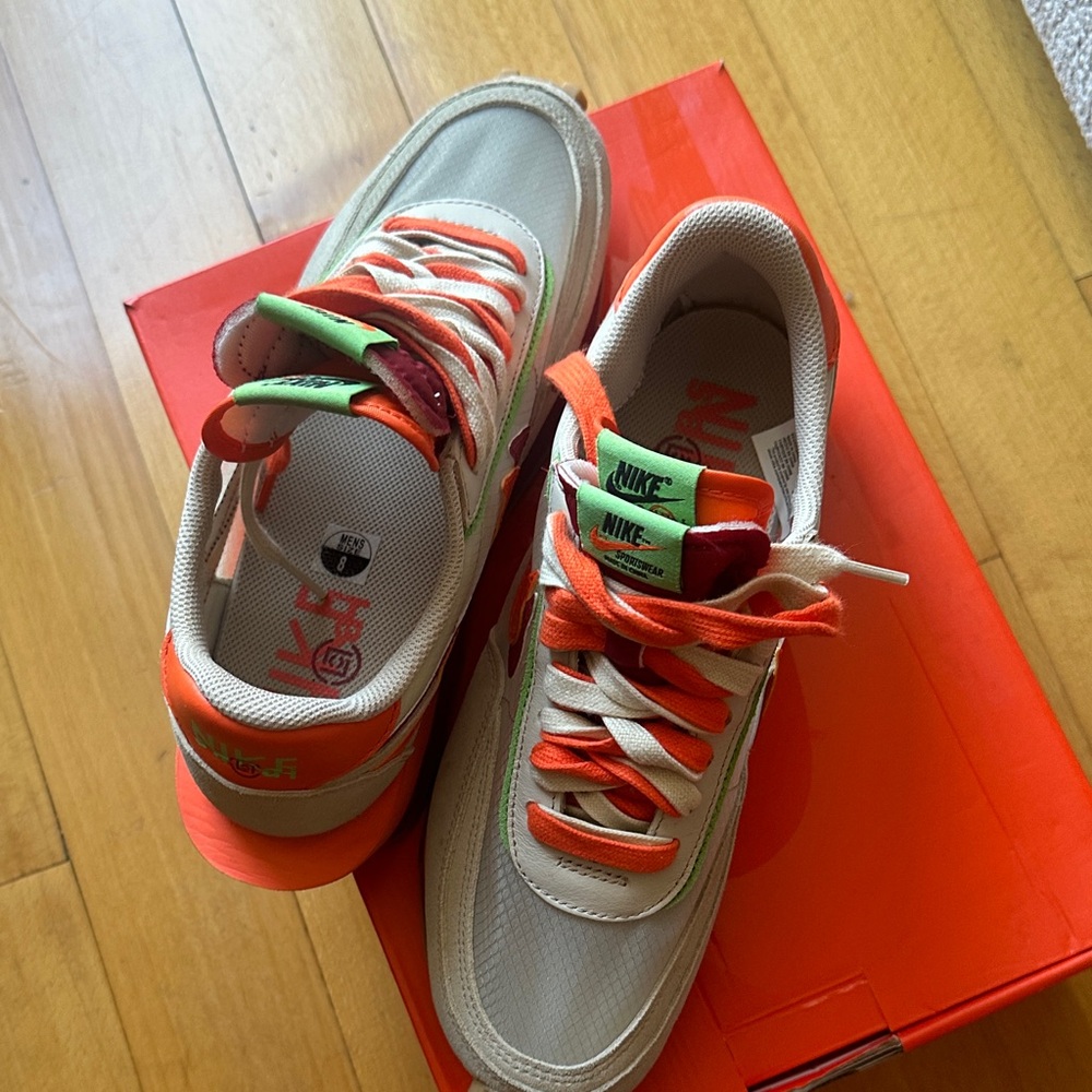 Nike LD waffle Sneakers - size M8/W9.5W